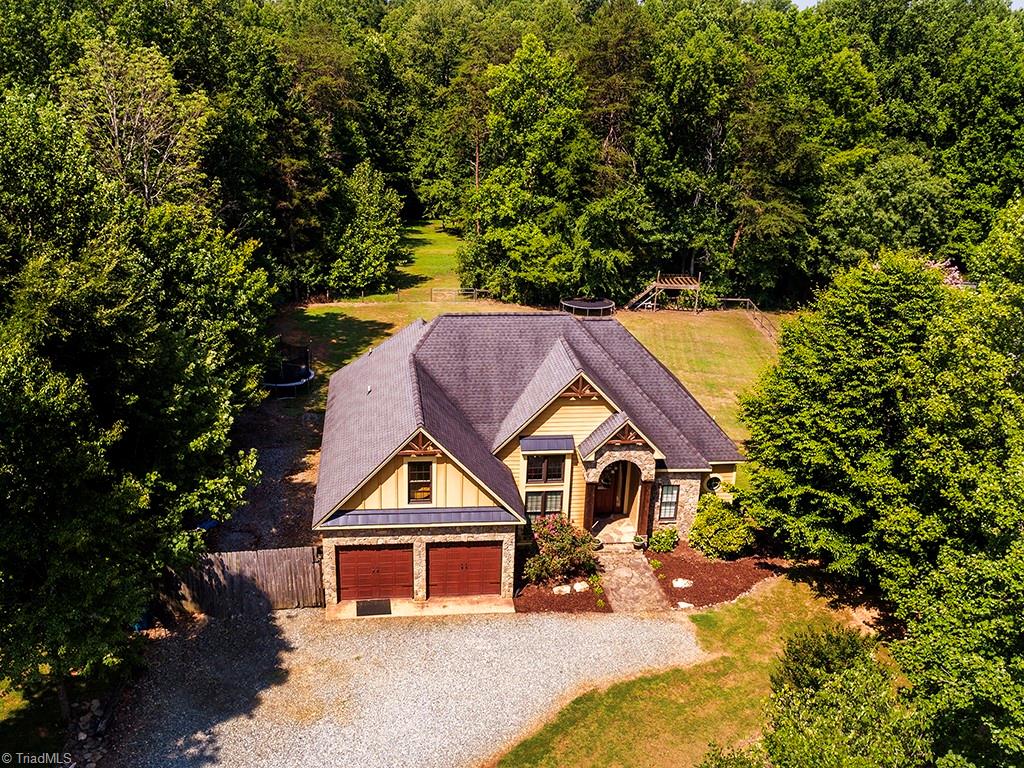 2913 Creek Point Place Property Photo 45