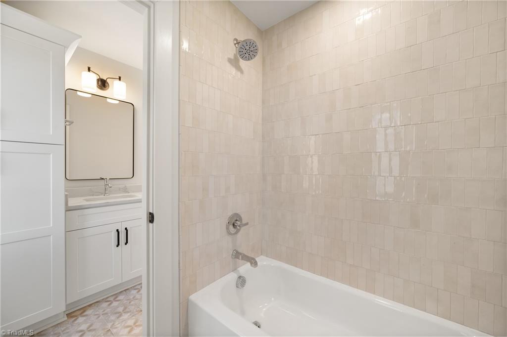 7963 Boathouse Way Property Photo 35