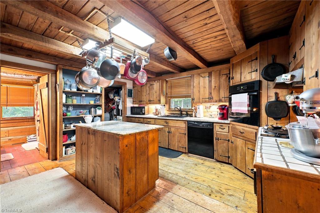 3439 Nc Highway 89 E Property Photo 21