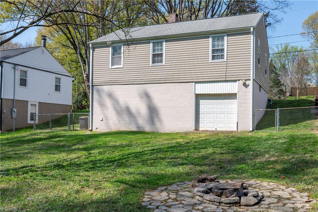 2416 Parkway Drive Property Photo 22