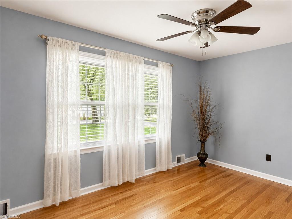 364 Sherwood Forest Drive Property Photo 12