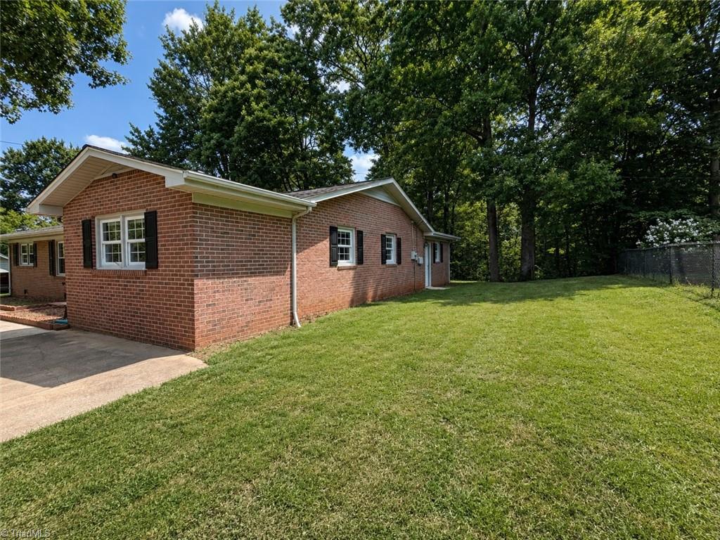 364 Sherwood Forest Drive Property Photo 19