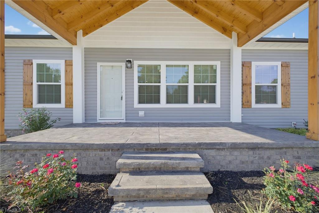 4735 Nc Highway 67 Property Photo 3