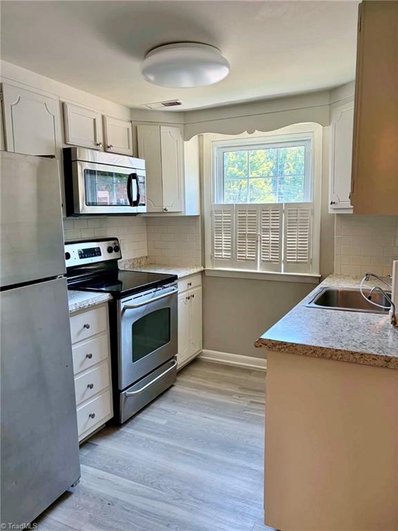 2902 Saint Marks Road # F Property Photo 5