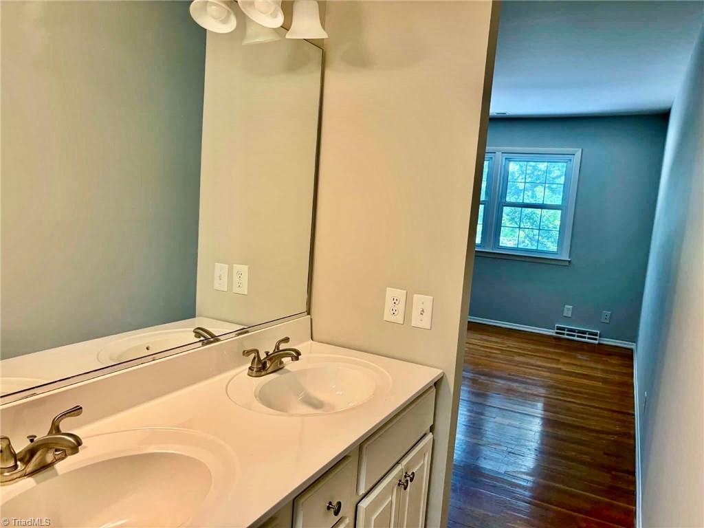 2902 Saint Marks Road # F Property Photo 10