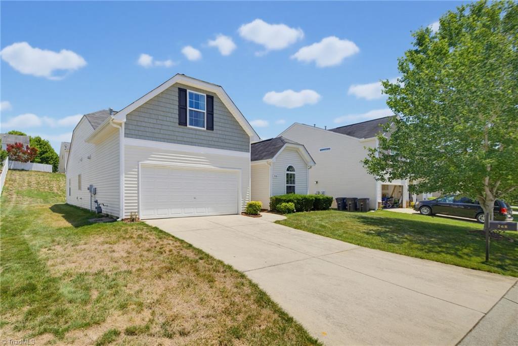 268 Water Lily Circle Property Photo 3