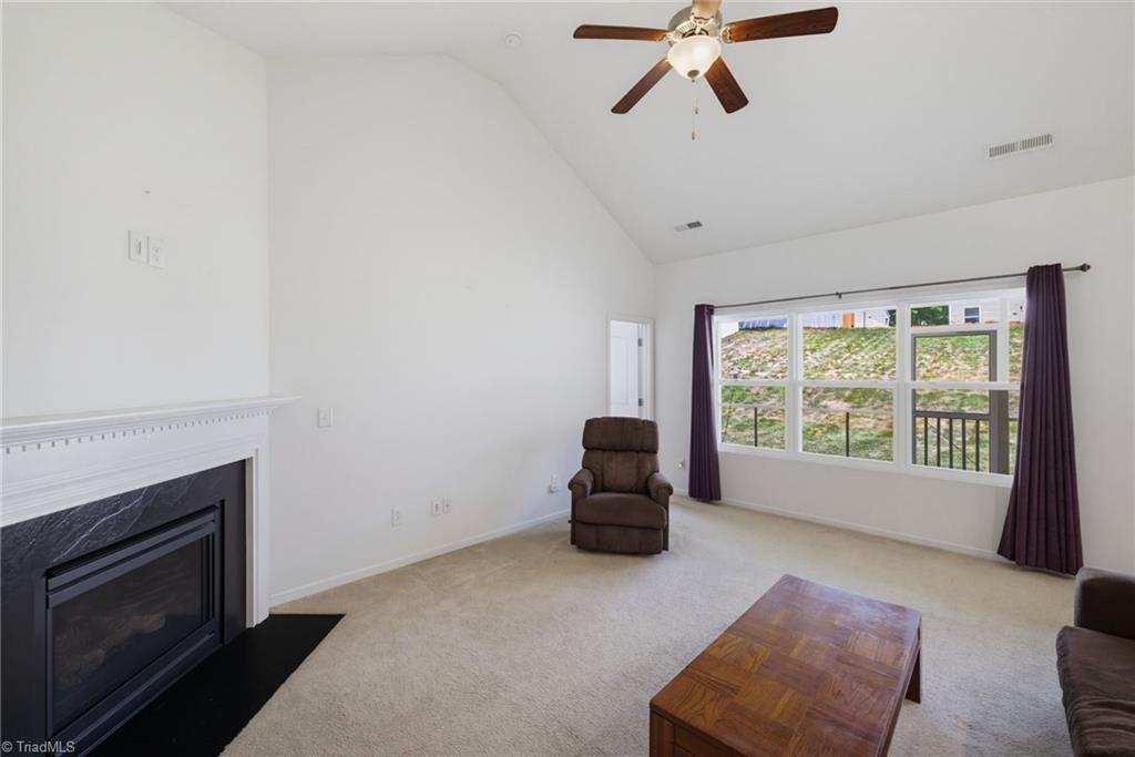 268 Water Lily Circle Property Photo 5