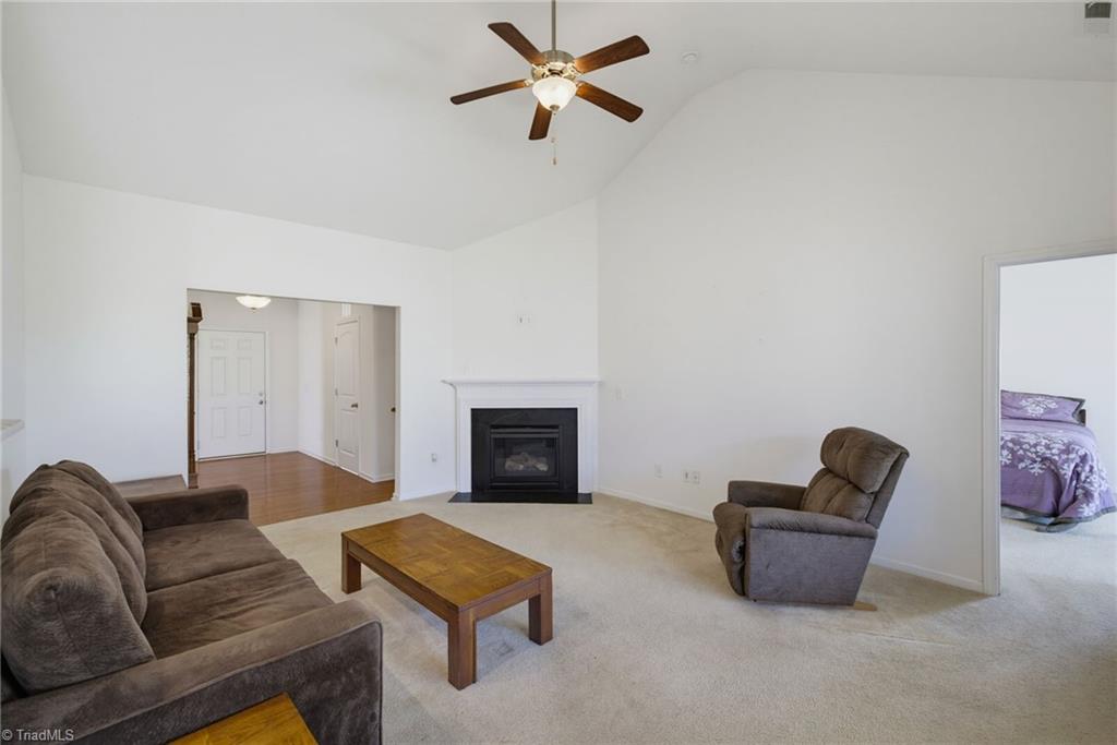 268 Water Lily Circle Property Photo 6