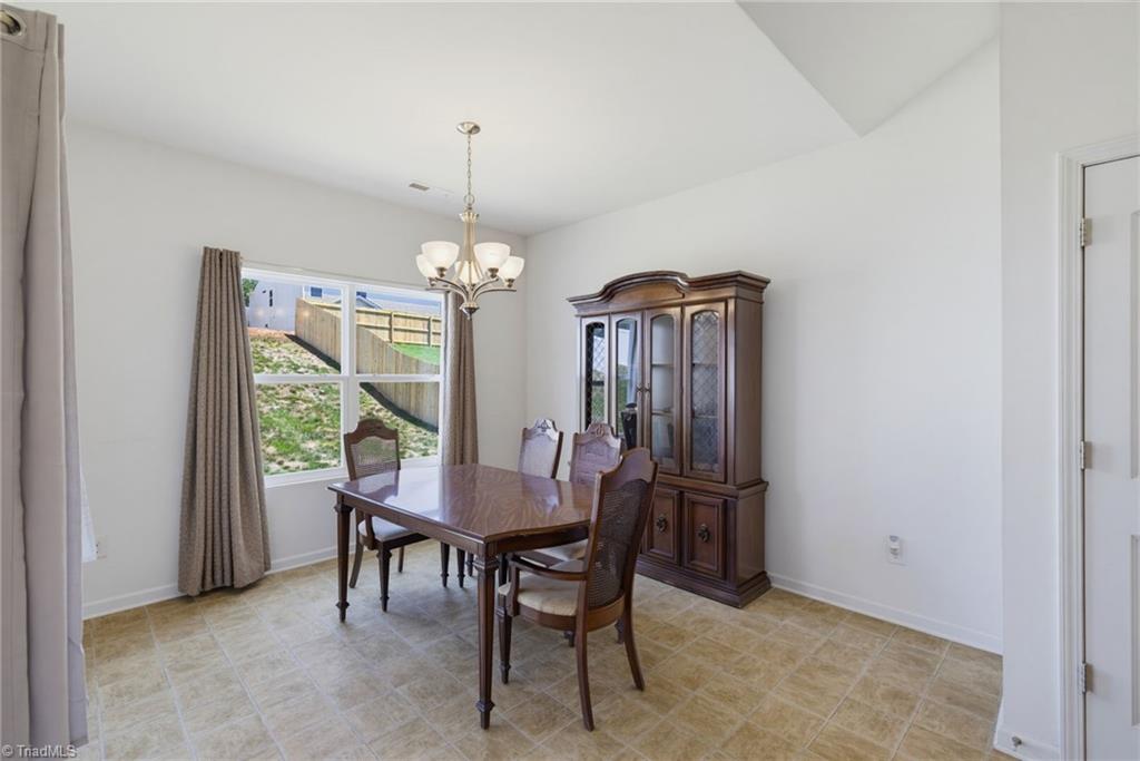 268 Water Lily Circle Property Photo 8
