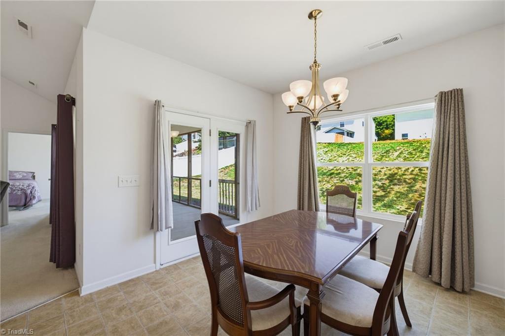 268 Water Lily Circle Property Photo 9