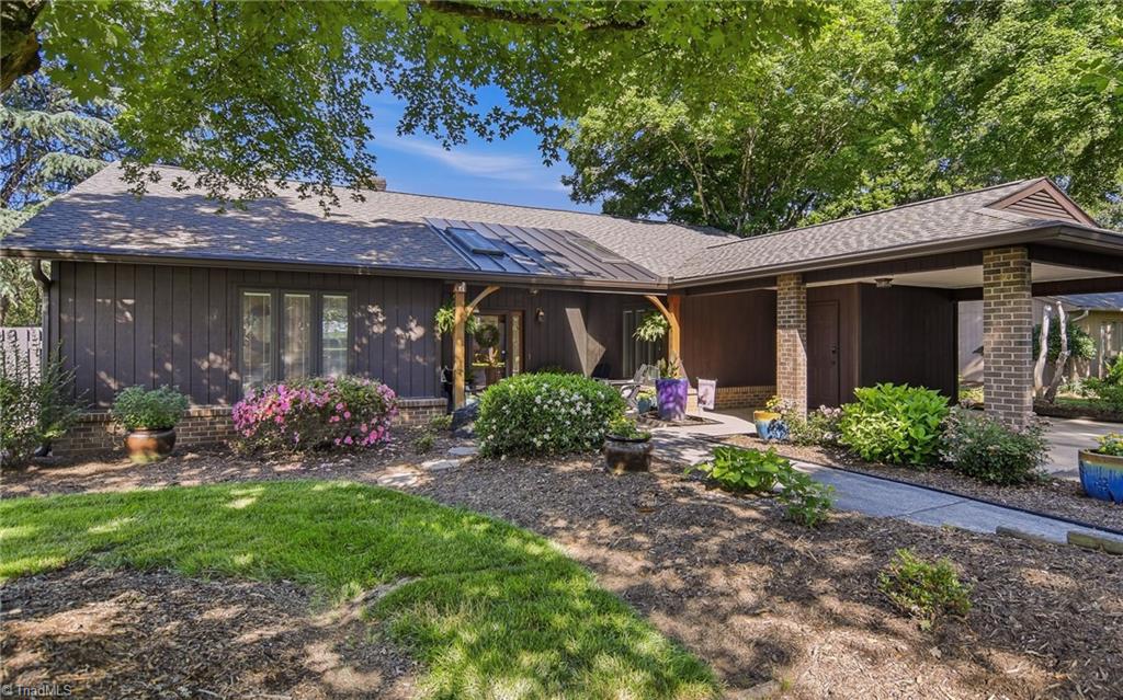 210 Spyglass Drive Property Photo 1