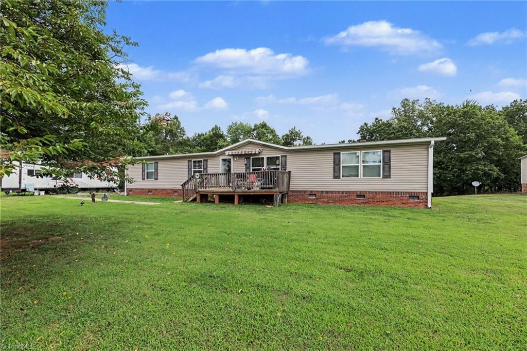 1679 Flat Shoals Road Property Photo 2