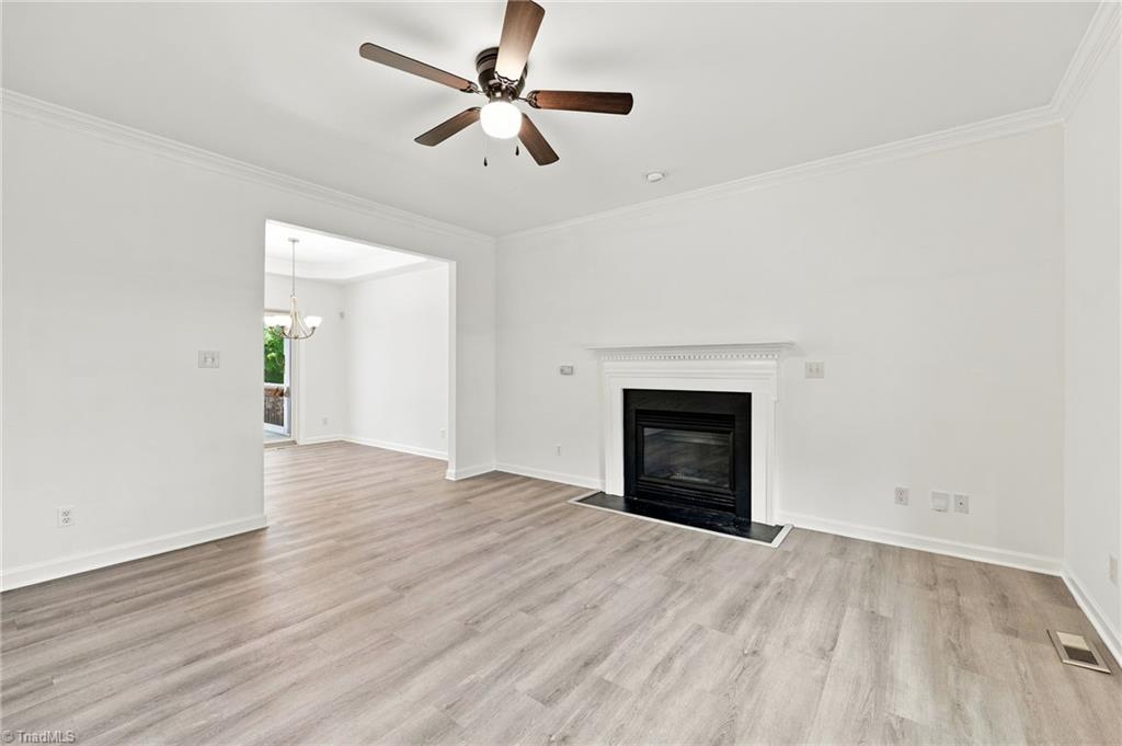 4205 Winding Oak Way Property Photo 7