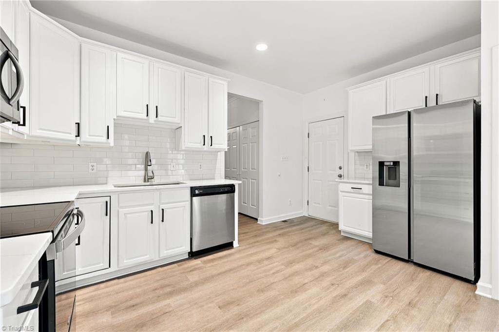 4205 Winding Oak Way Property Photo 18