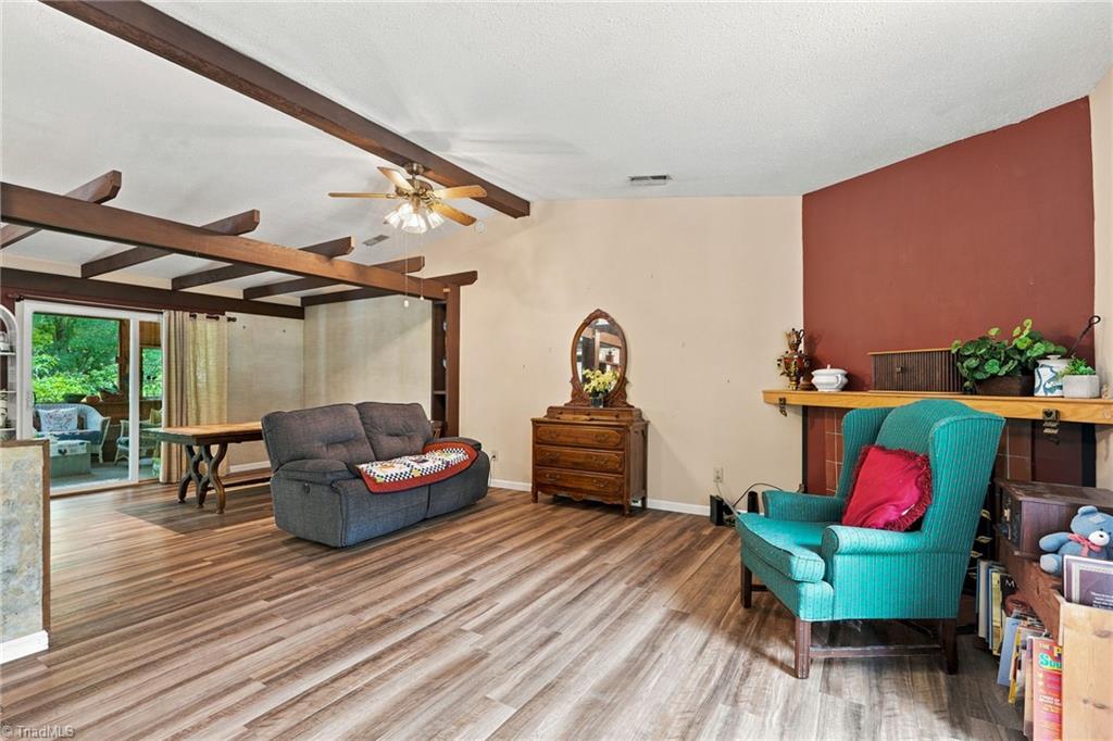15 Windcrush Court Property Photo 8