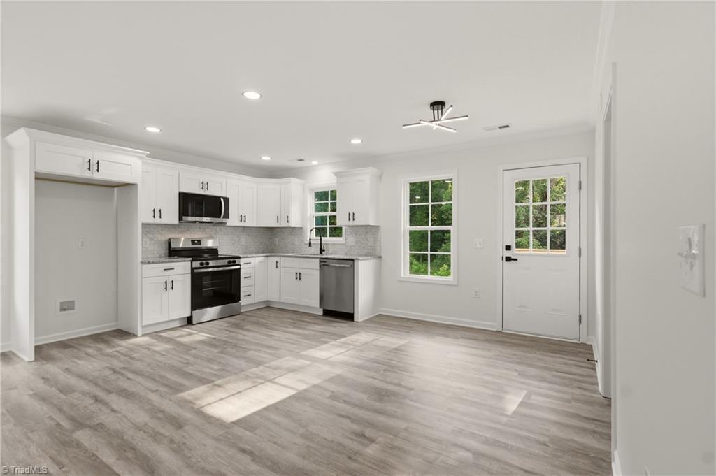1540 Reynolds Forest Drive Property Photo 4