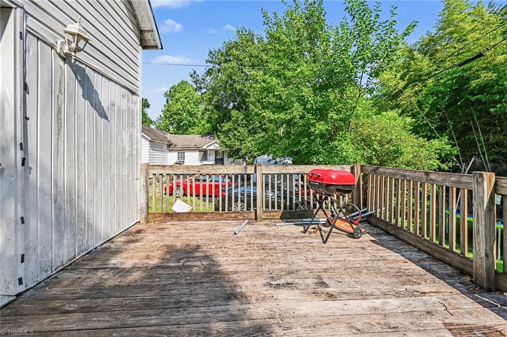 1109 N Park Avenue Property Photo 7