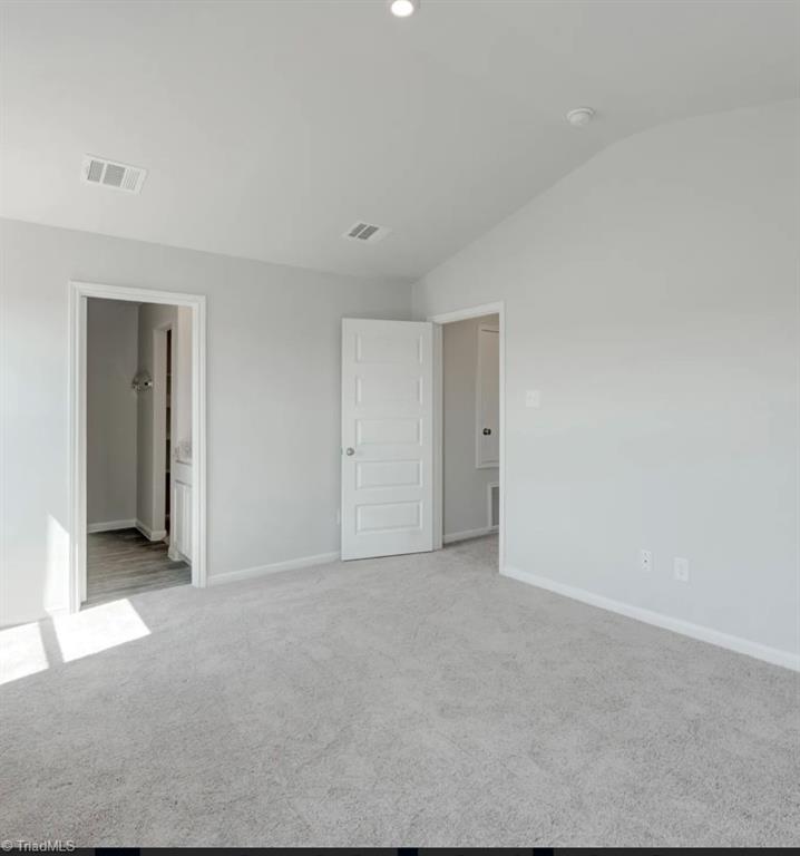435 Regency Lane Property Photo 5