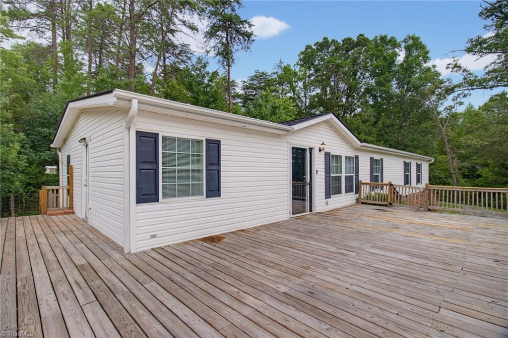 1748 Nc Highway 772 Property Photo 2