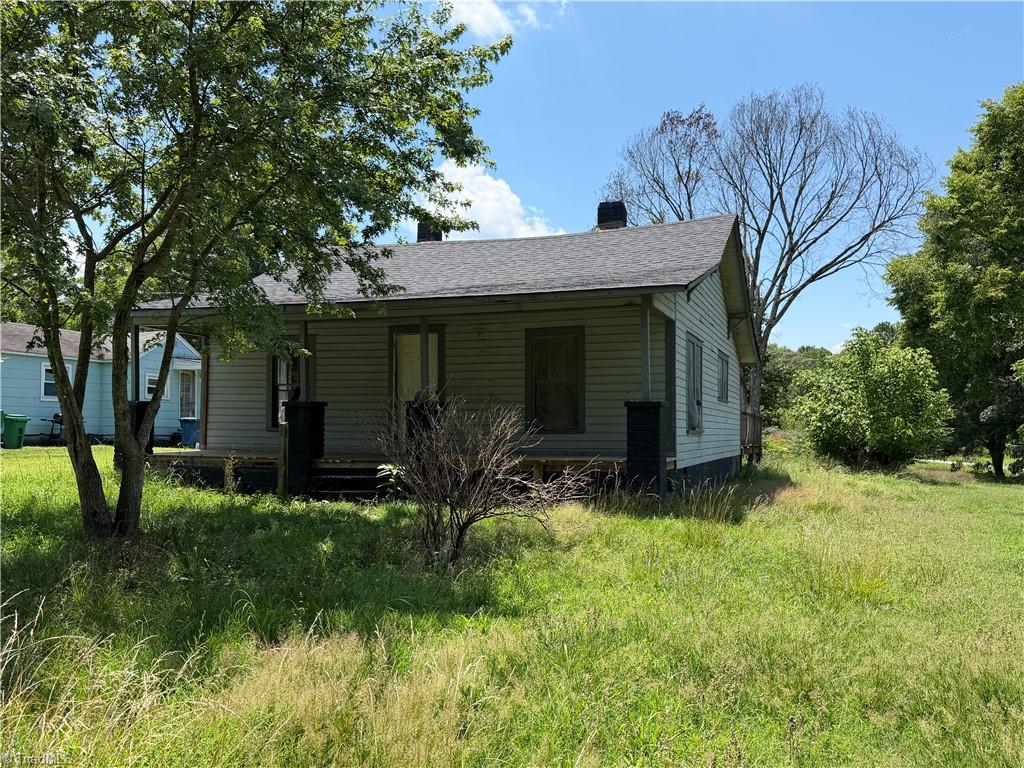 423 Wright Street Property Photo 2