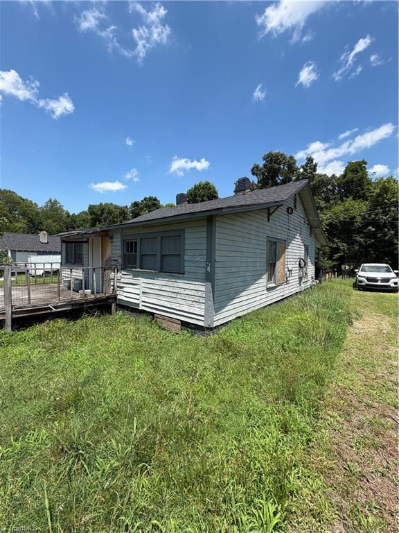 423 Wright Street Property Photo 6