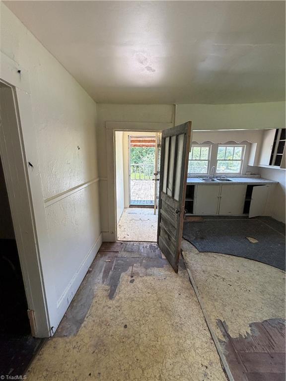 423 Wright Street Property Photo 8