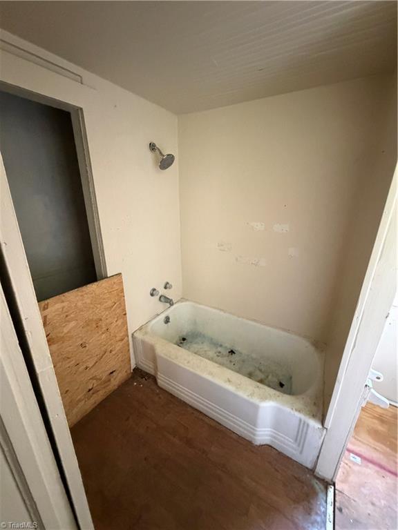 423 Wright Street Property Photo 14