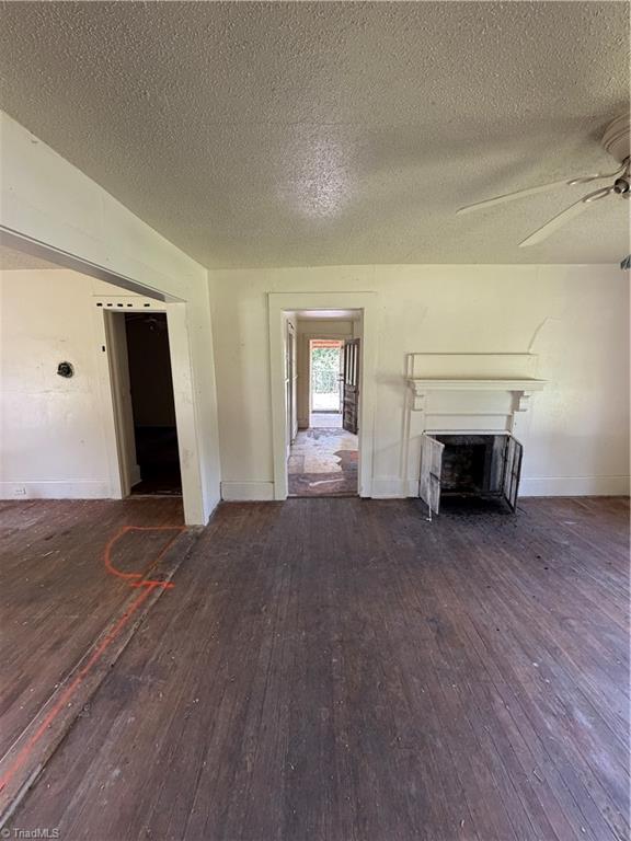 423 Wright Street Property Photo 18