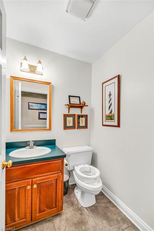 1142 Hartzog Ford Road W Property Photo 32