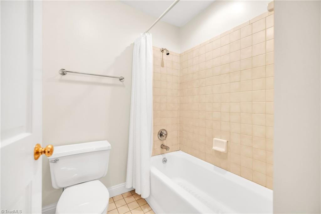 1142 Hartzog Ford Road W Property Photo 37