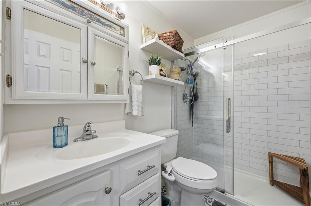 1042 Third Street Property Photo 16