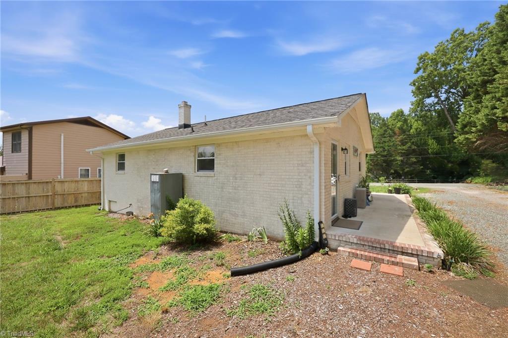 1042 Third Street Property Photo 28