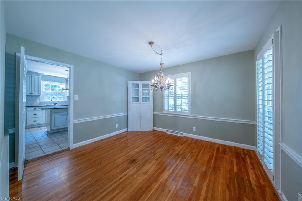 1320 Abingdon Way Property Photo 24