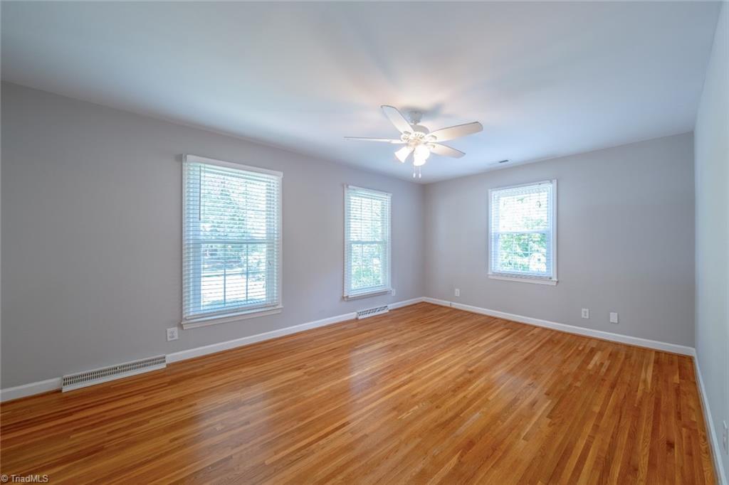 1320 Abingdon Way Property Photo 31