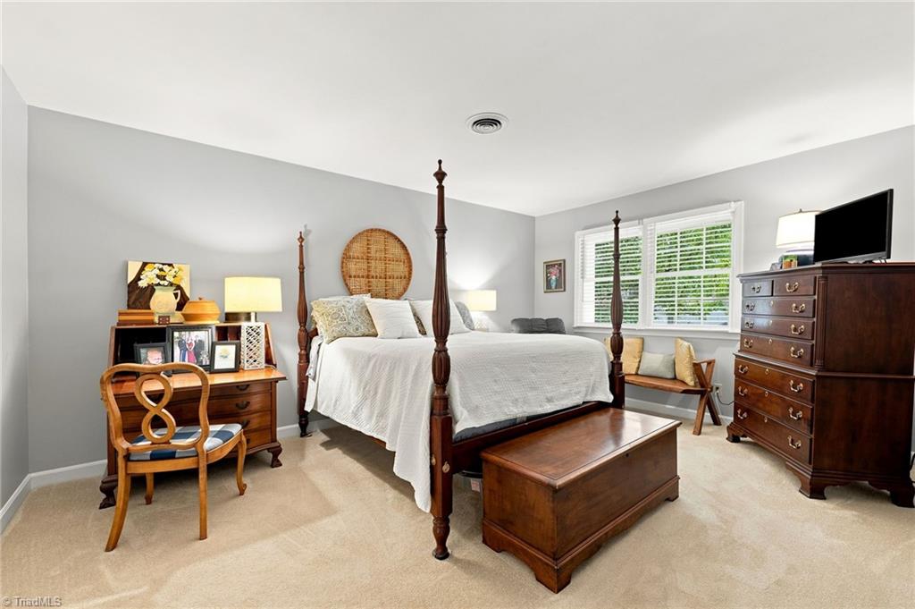 4301 Oakcliffe Road Property Photo 22