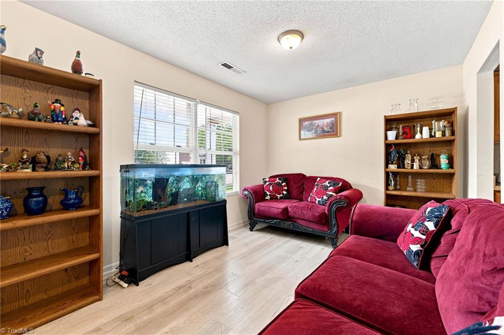 7027 Hill N Dale Drive Property Photo 8