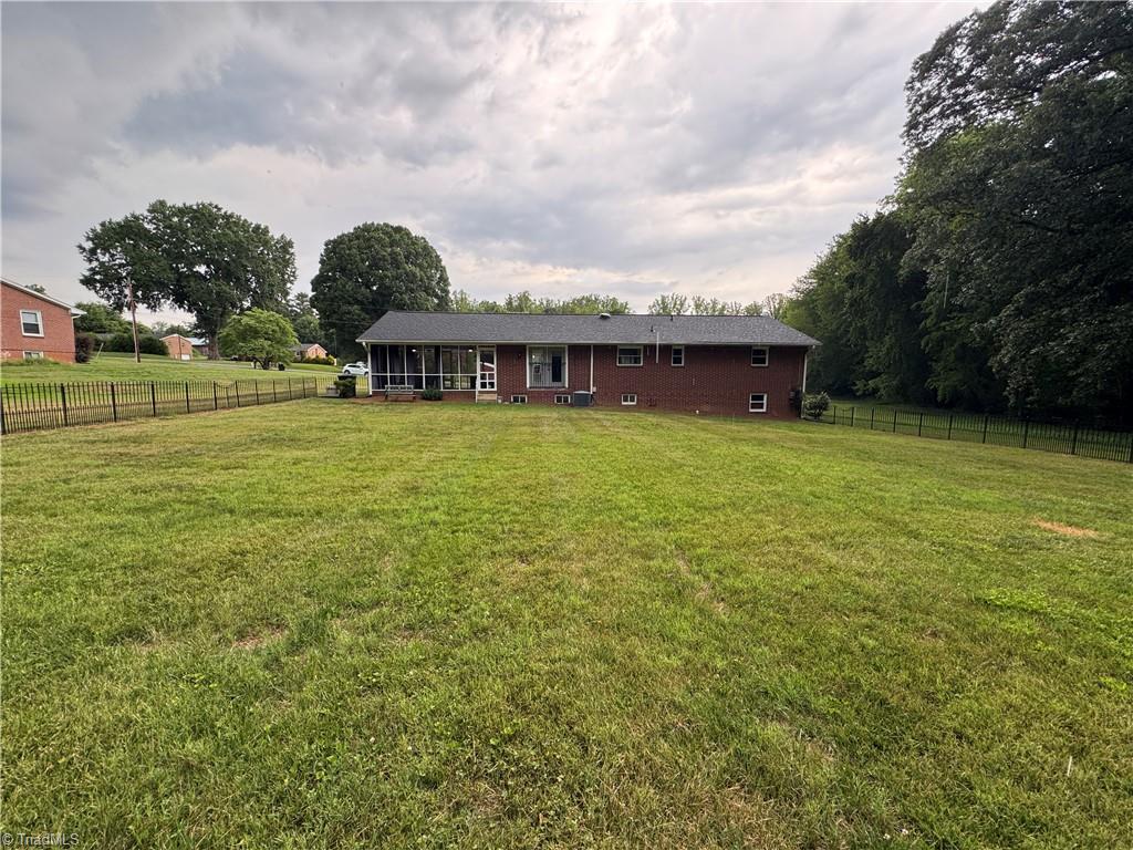 6778 Eldred Road Property Photo 21