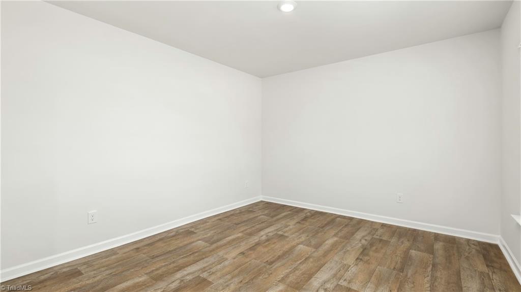 1105 Slingshot Drive Property Photo 3