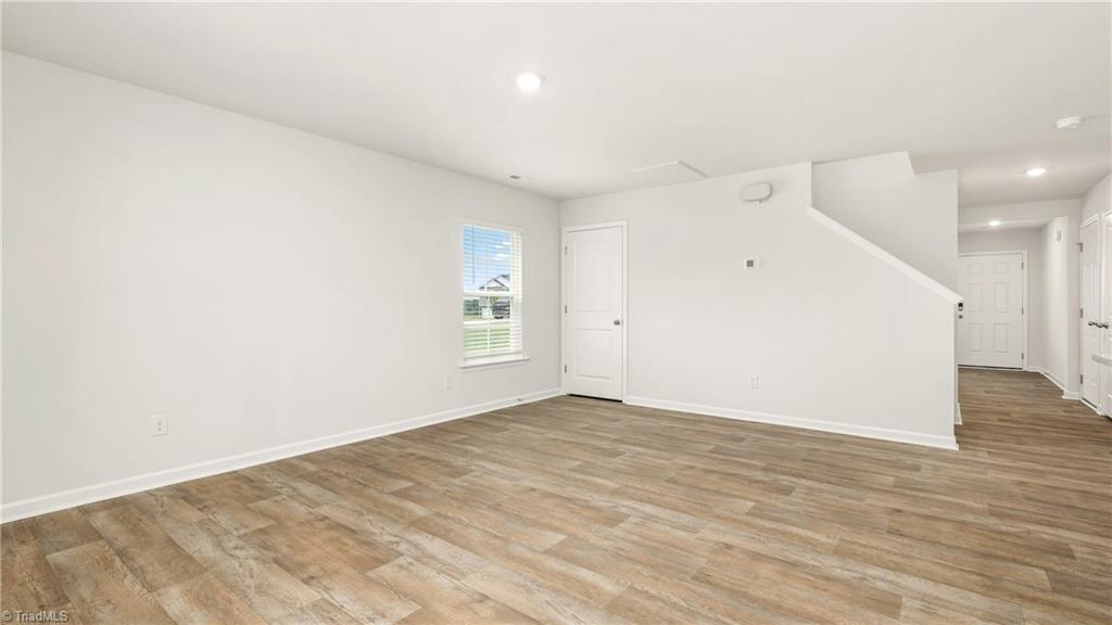 1105 Slingshot Drive Property Photo 8