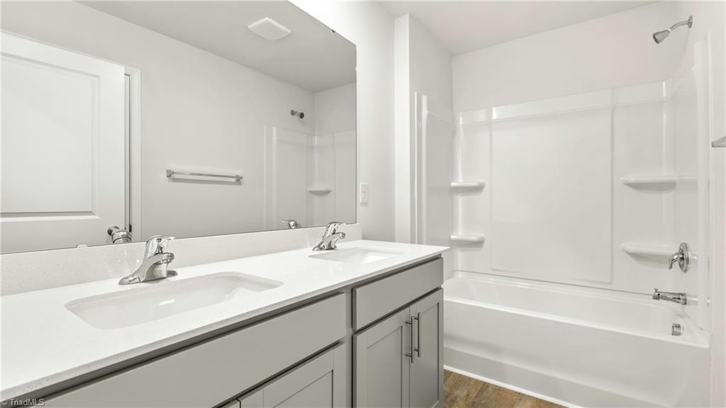 1105 Slingshot Drive Property Photo 21