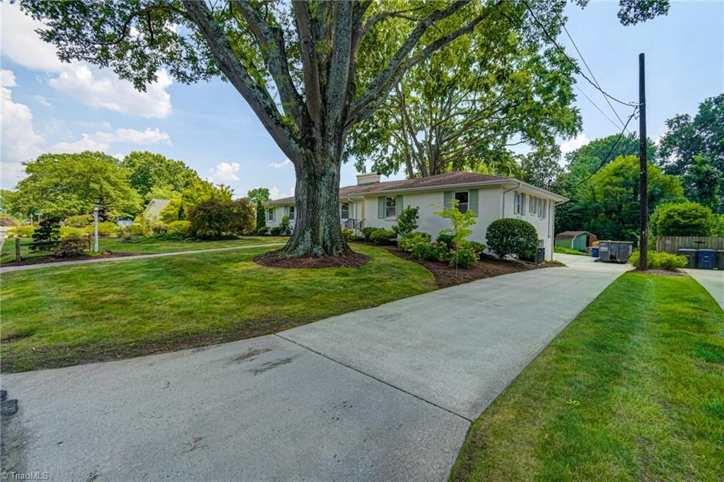 2410 Bitting Road Property Photo 2
