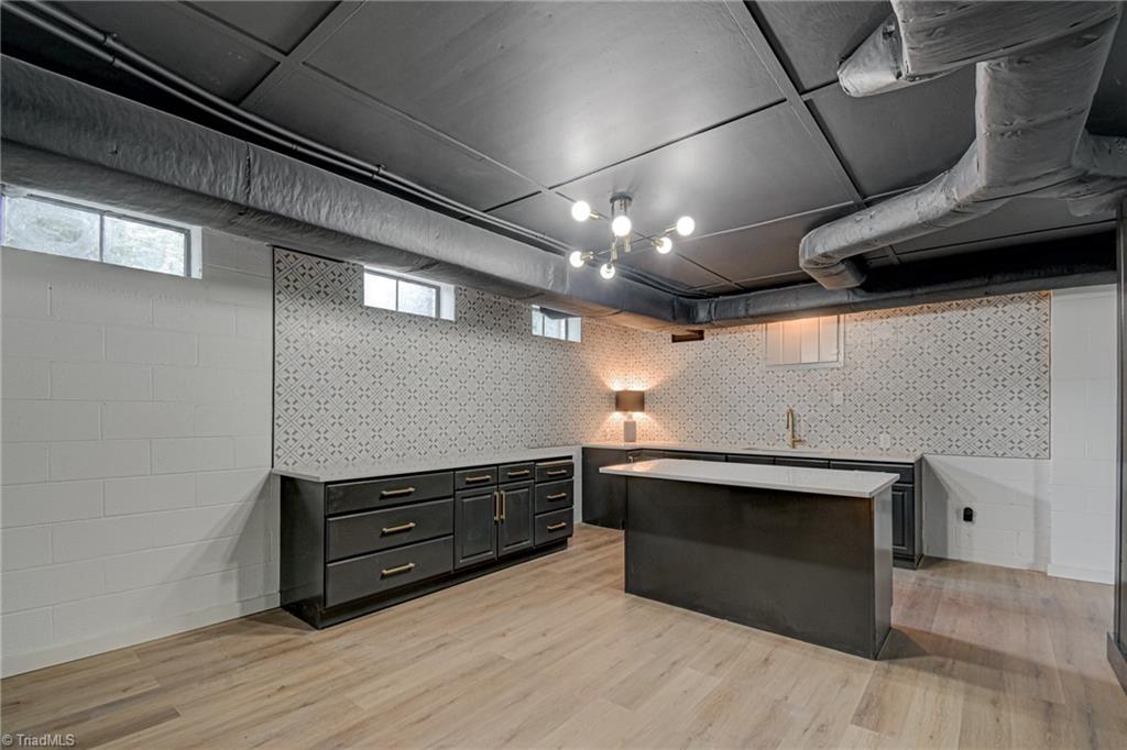 2410 Bitting Road Property Photo 34