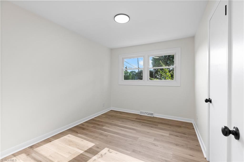 1471 Miller Street Property Photo 8