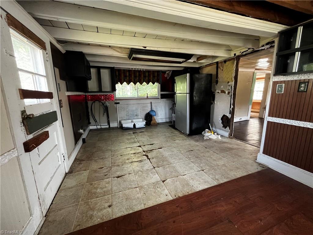 628 Early Avenue Property Photo 7