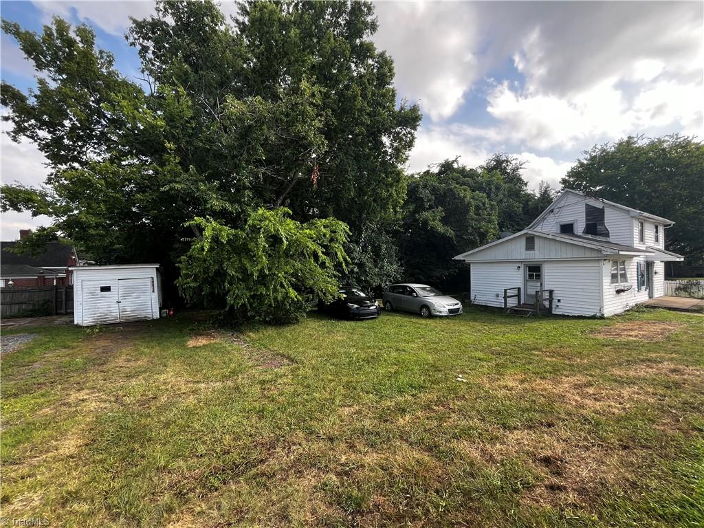 628 Early Avenue Property Photo 11