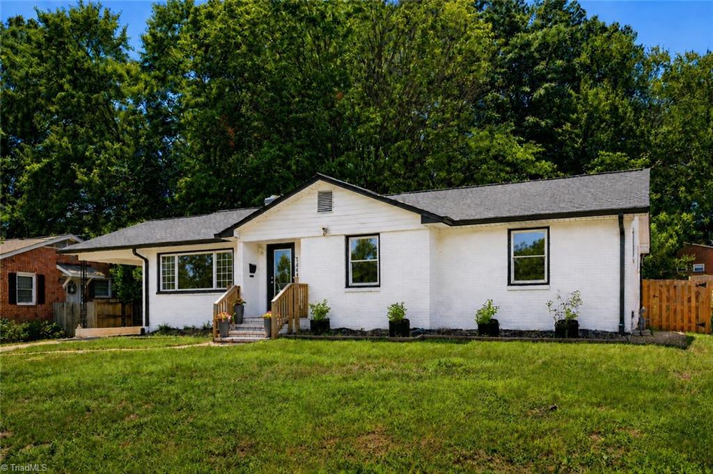 1442 Capri Road Property Photo 1