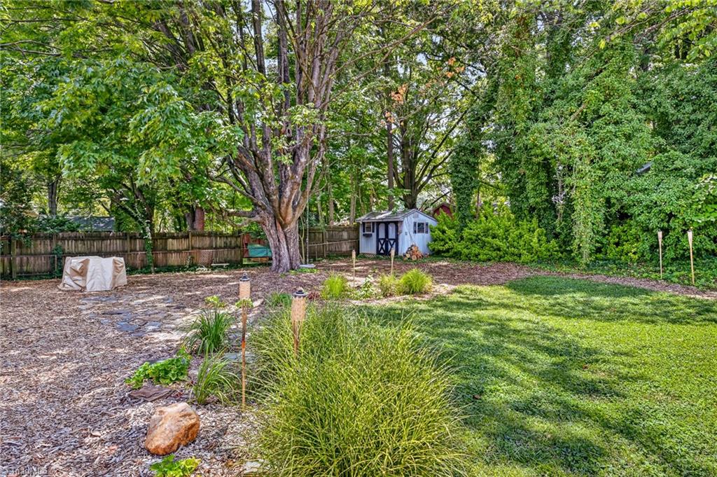 1442 Capri Road Property Photo 29
