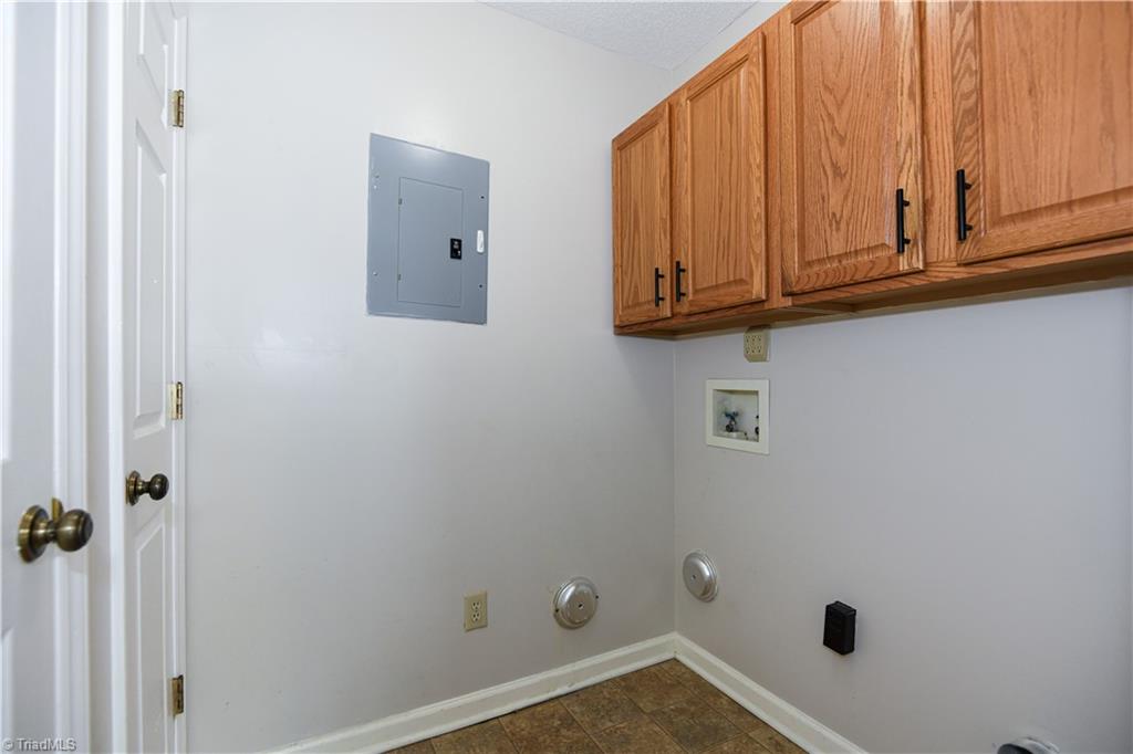 6704 W Friendly Avenue # 4d Property Photo 28