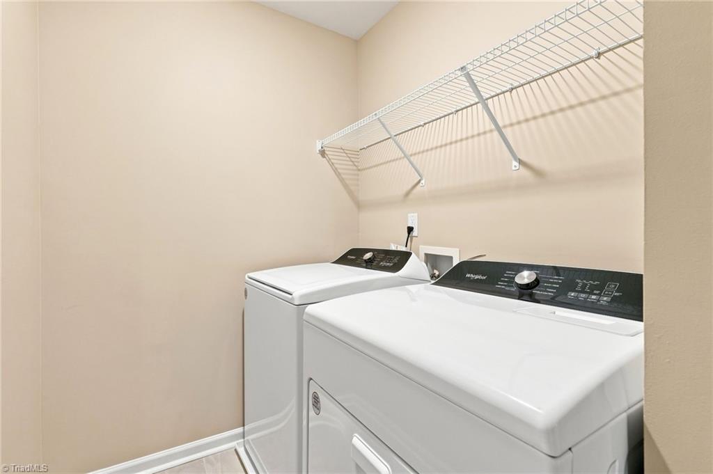 6826 Bellawood Drive Property Photo 23