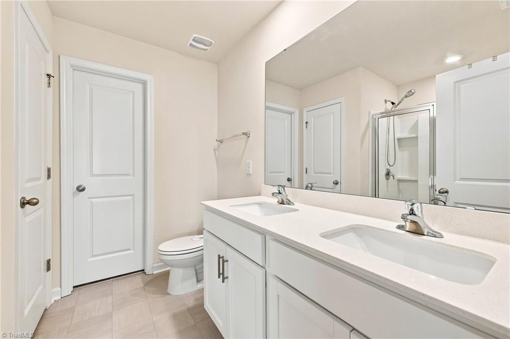 6826 Bellawood Drive Property Photo 26